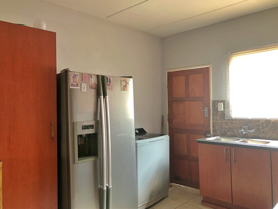 3 Bedroom Property for Sale in Waterval East North West